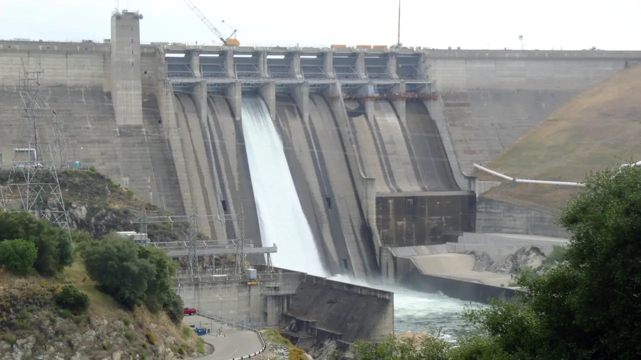 Folsom Dam